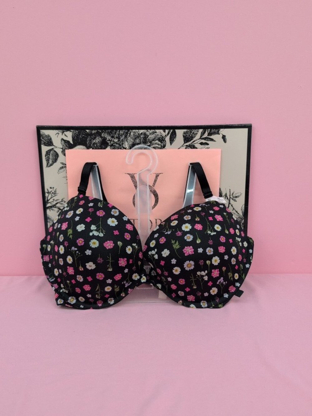 Victoria Secret Sexy Tee Underwired Smooth Push Up Bra 38DD Black Pressed Floral